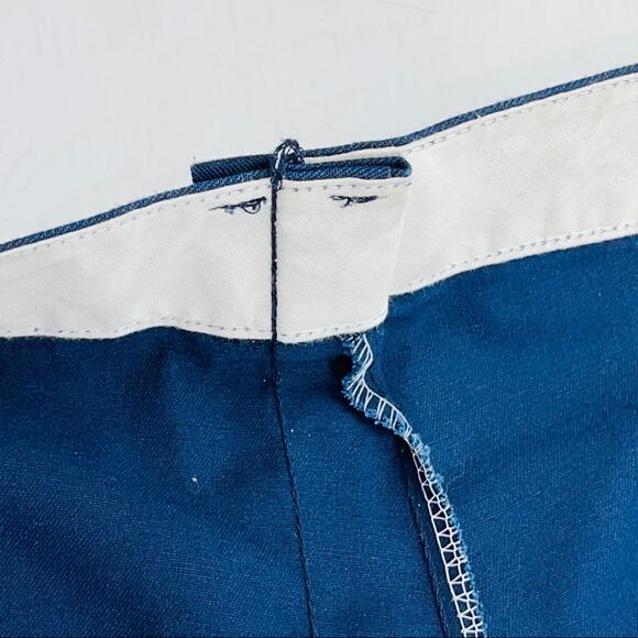 Dickies Navy Shorts Like New 42 - Picture 4 of 8